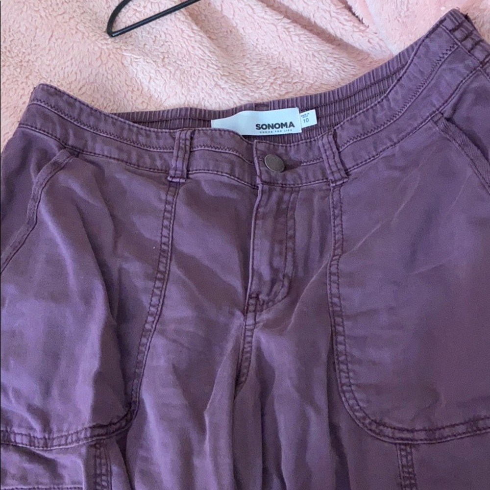 Cargo burgundy pants